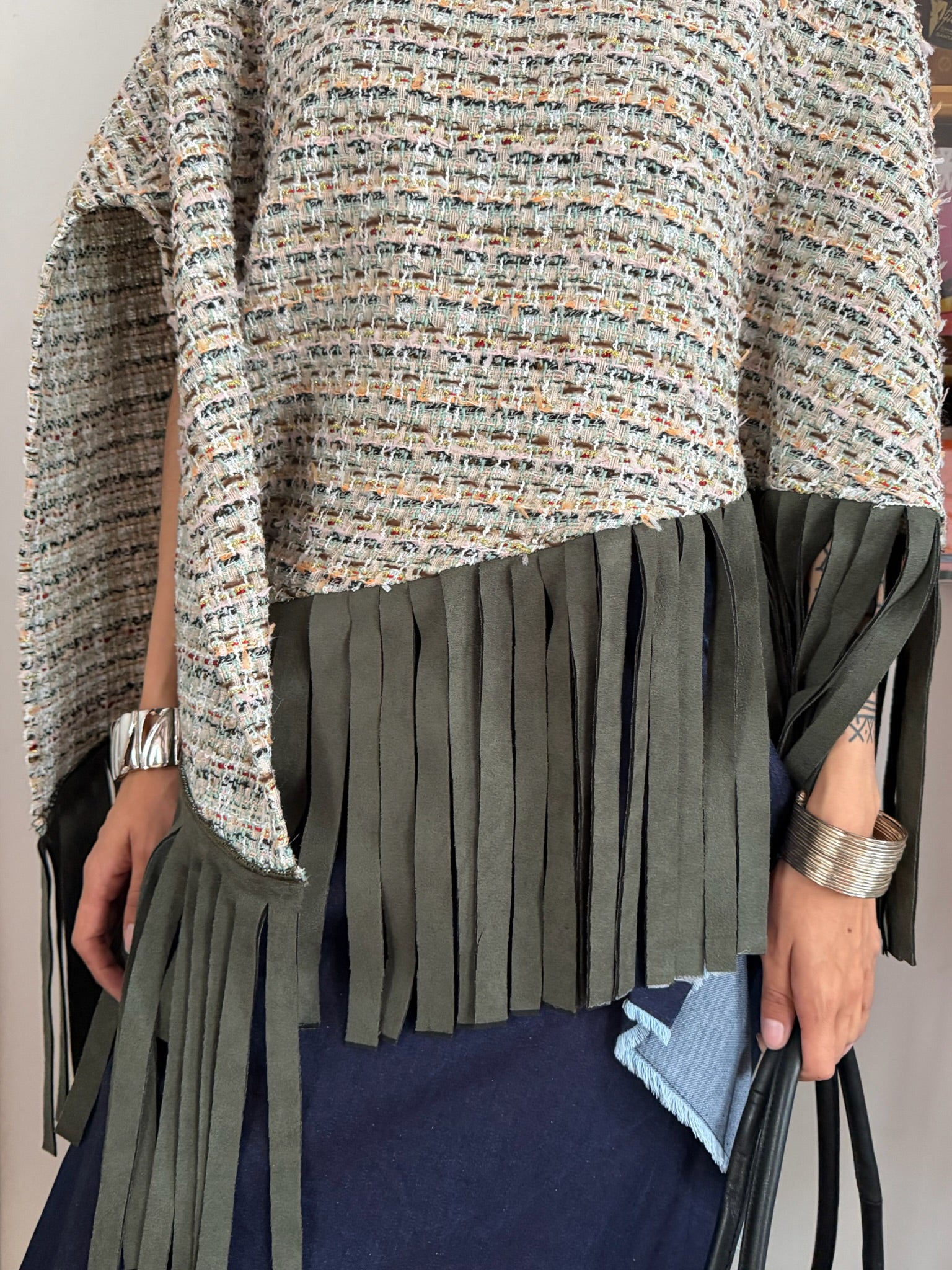 Ruana flecos Madison