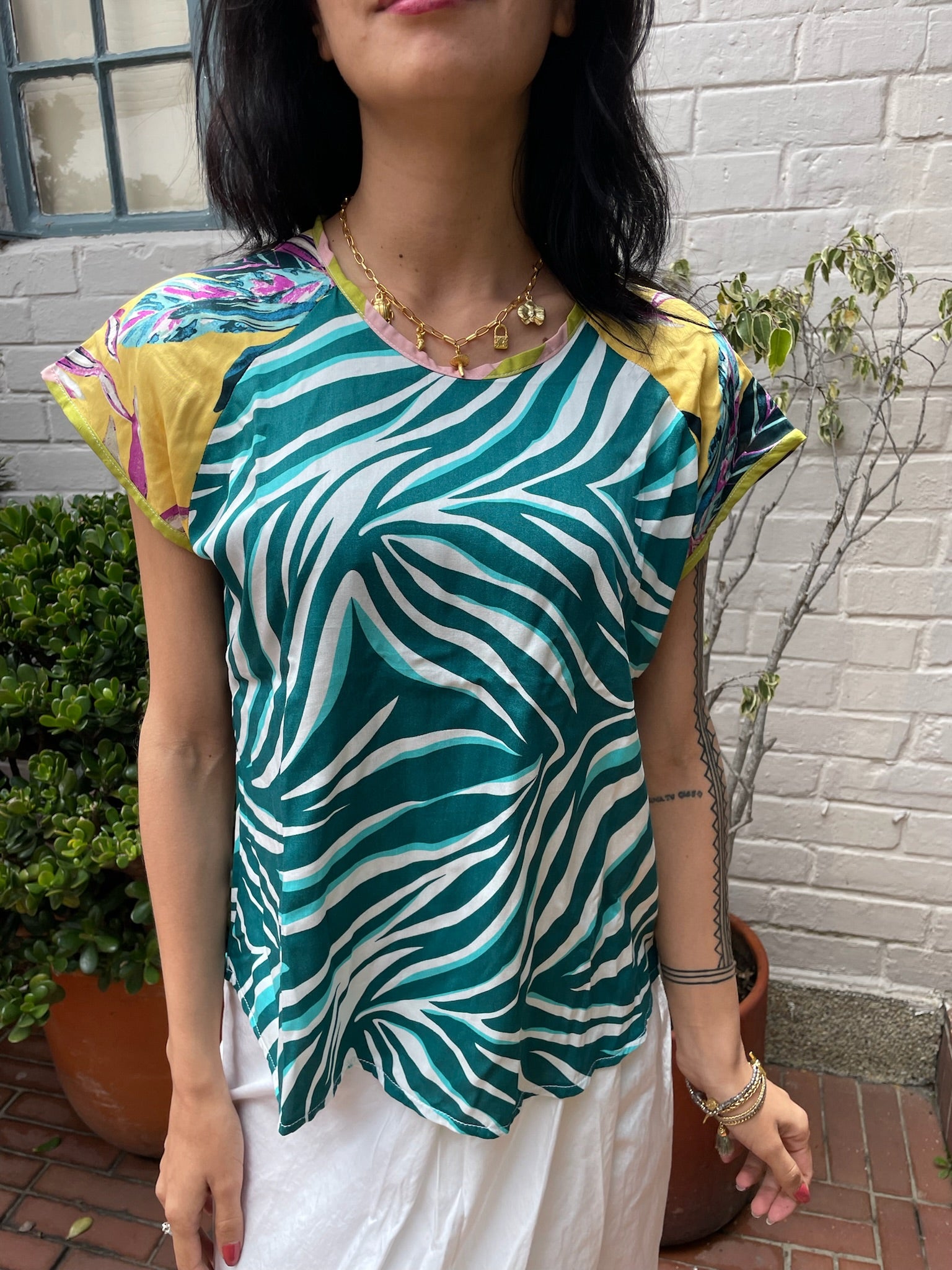 Camiseta ranglan Amaranta