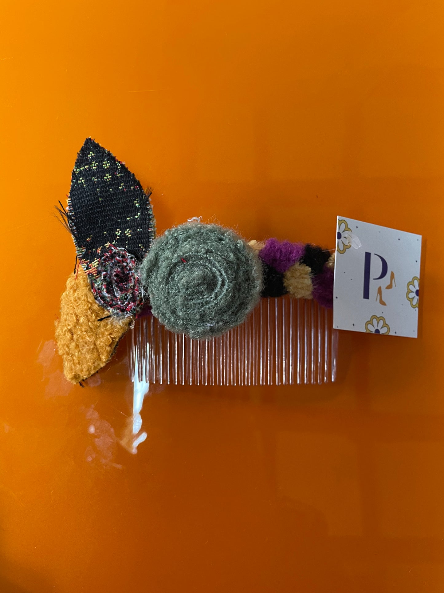 Broche Wow con peine