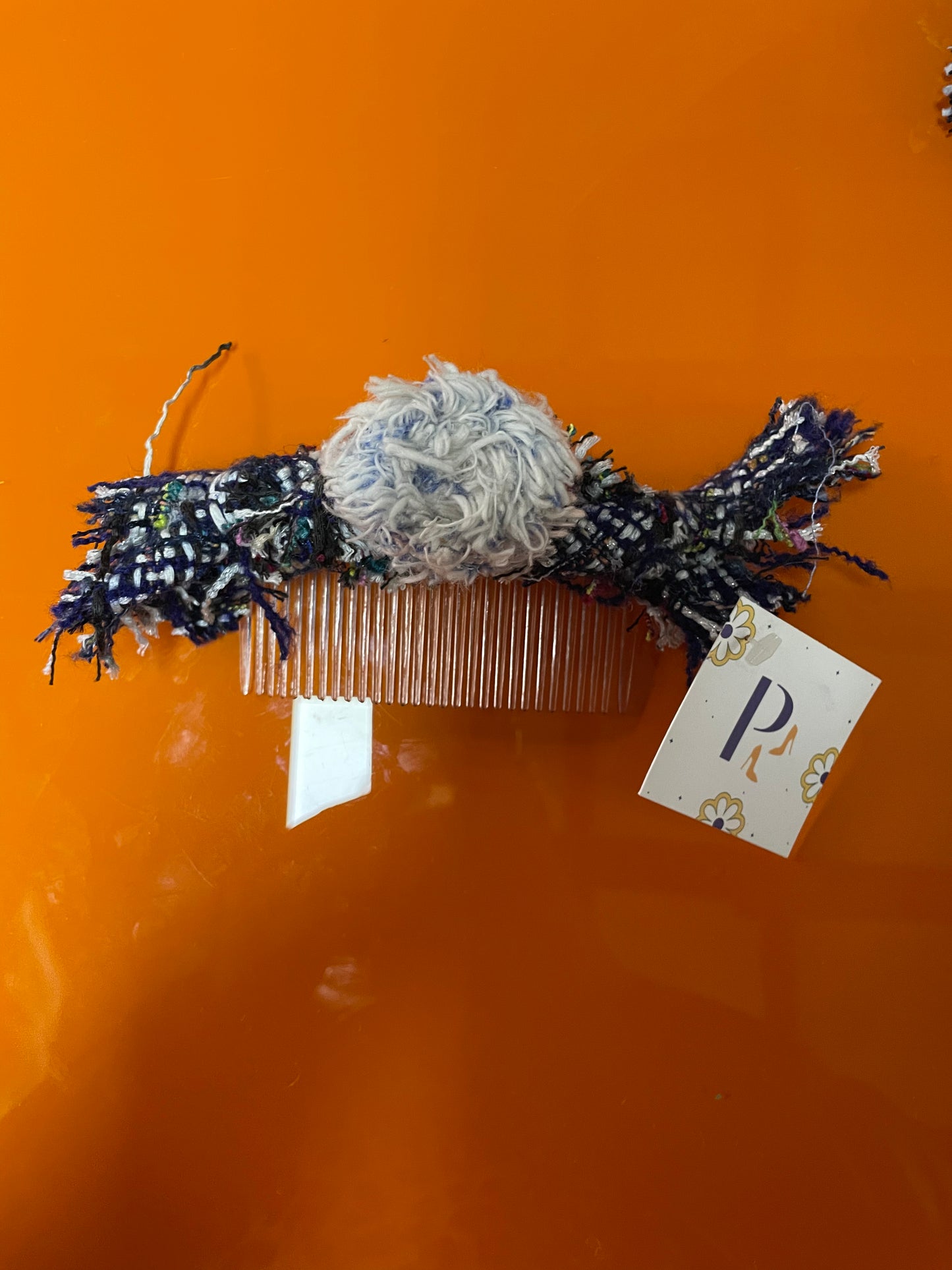 Broche Wow con peine