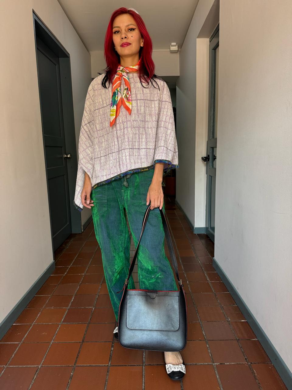 Ruana asimétrica Nana