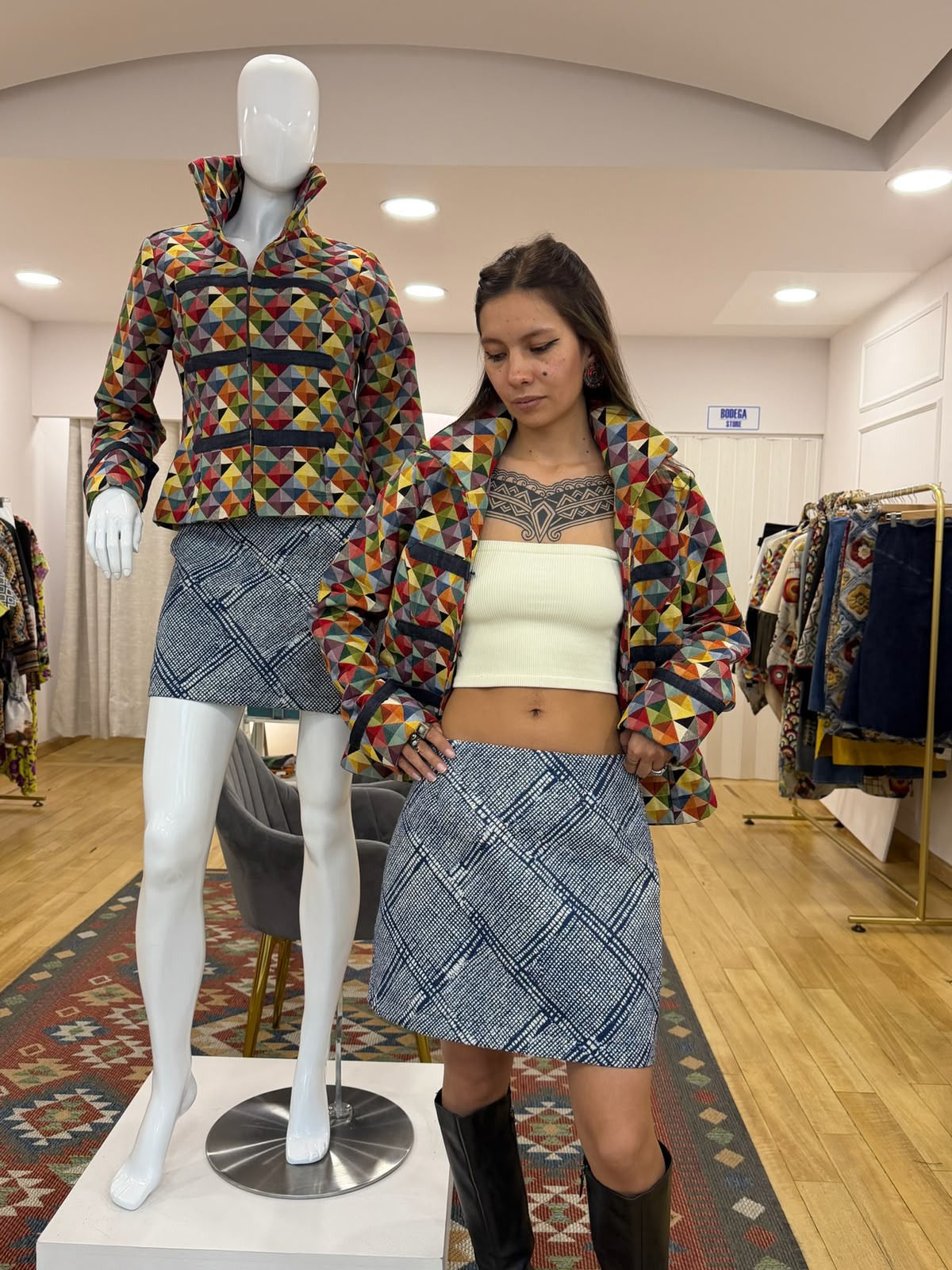 Falda Mica